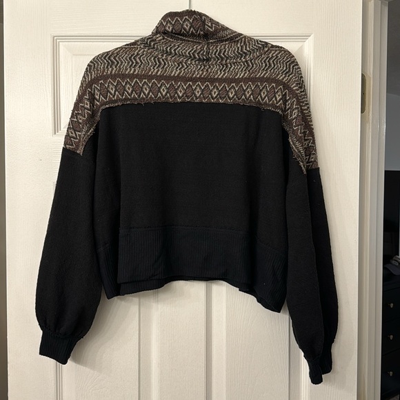 We The Free At the Lodge Sweater - Picture 6 of 6